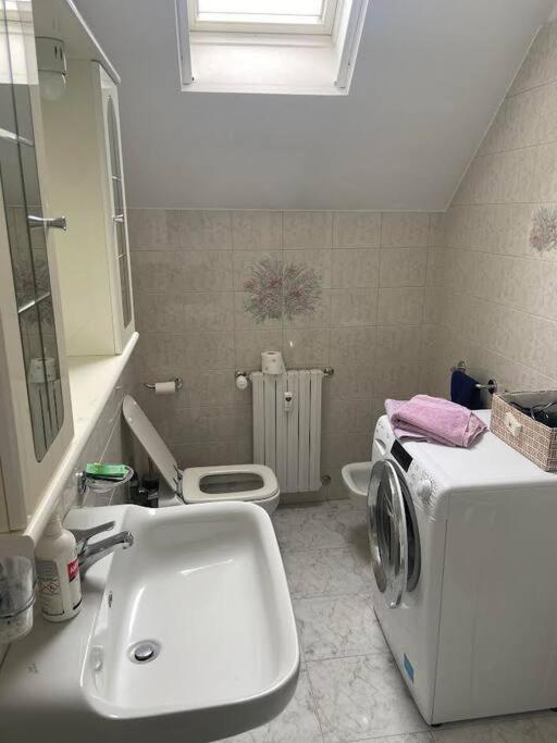 Appartement La Casa Di Giada à Peschiera Borromeo Extérieur photo