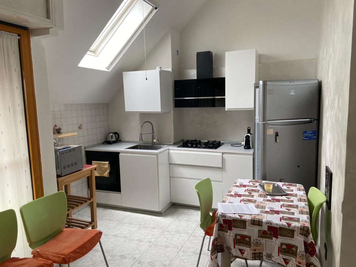 Appartement La Casa Di Giada à Peschiera Borromeo Extérieur photo